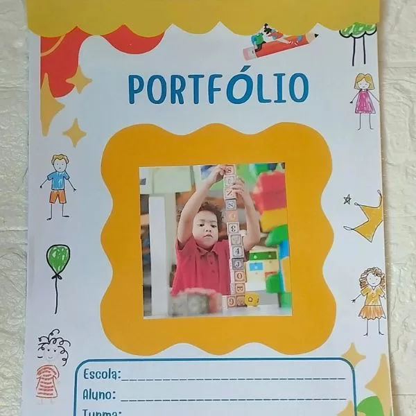 1 MODELO de Portfólio Editável para Professores: pronto para usar e encantar as famílias!